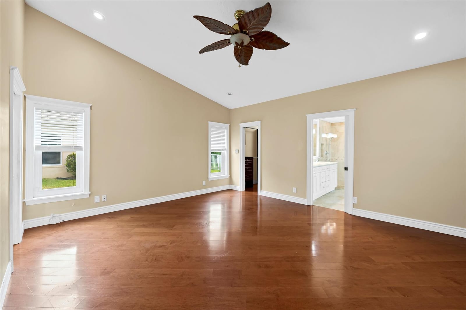 5321 NW 89th Drive — photo 7