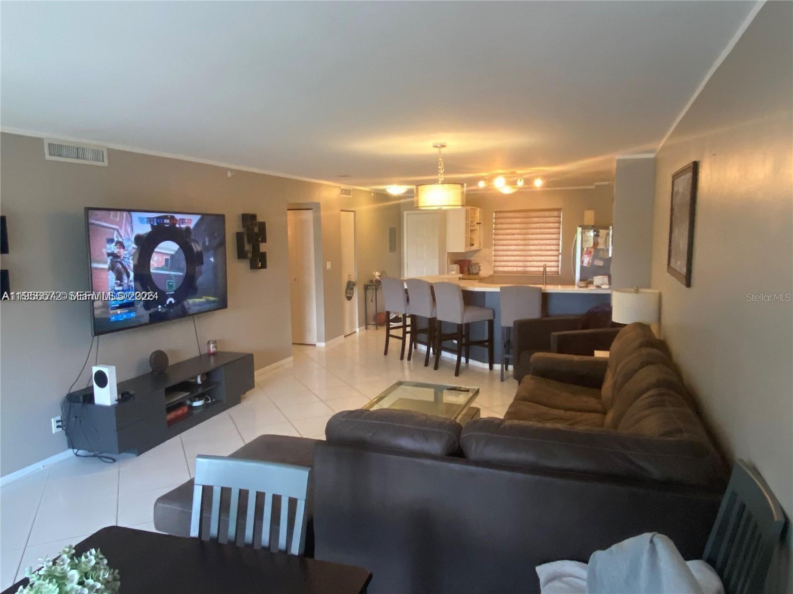 2205 S Cypress Bend Drive 302, Pompano Beach, FL 33069, Pompano Beach