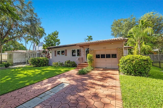 236 Candia Avenue, sold in Coconut Gr Sec 1 C Gab, Coral Gables, FL