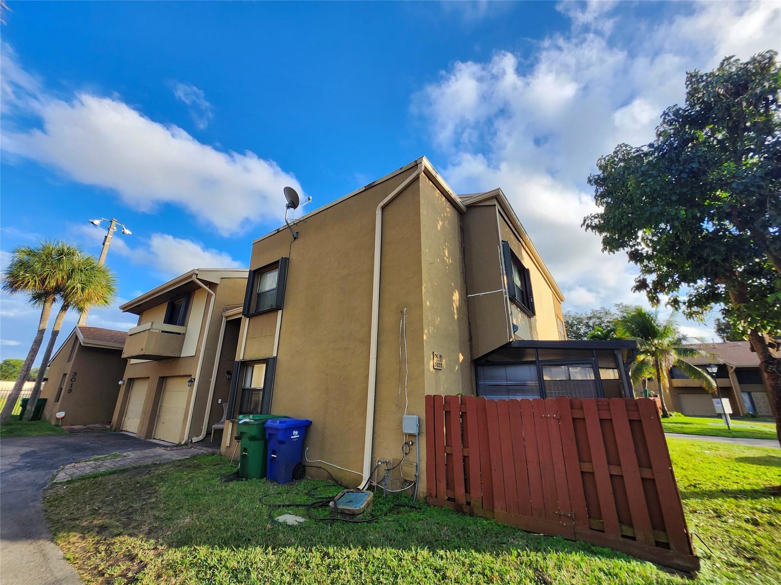 3027 E Missionwood Lane B-51, Miramar, FL 33025 photo 2