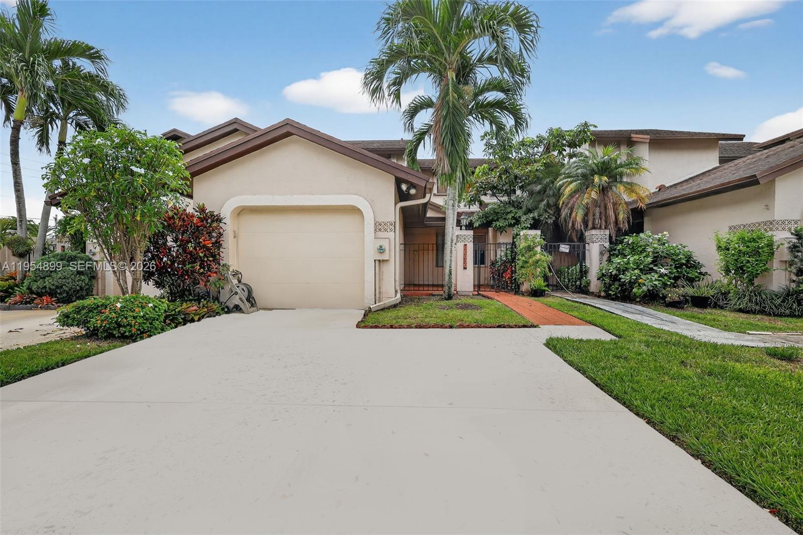 13702 SW 101st Terrace, Miami, FL 33186, Miami