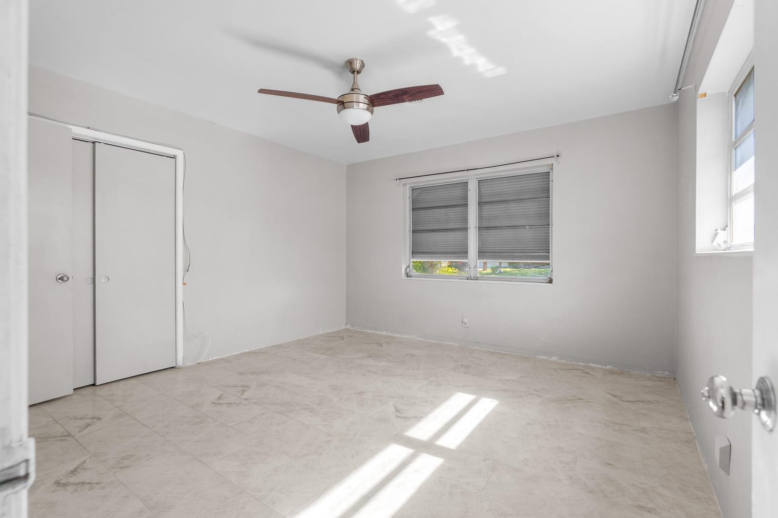 1941 NE 28th Avenue, Pompano Beach, FL 33062 photo 17