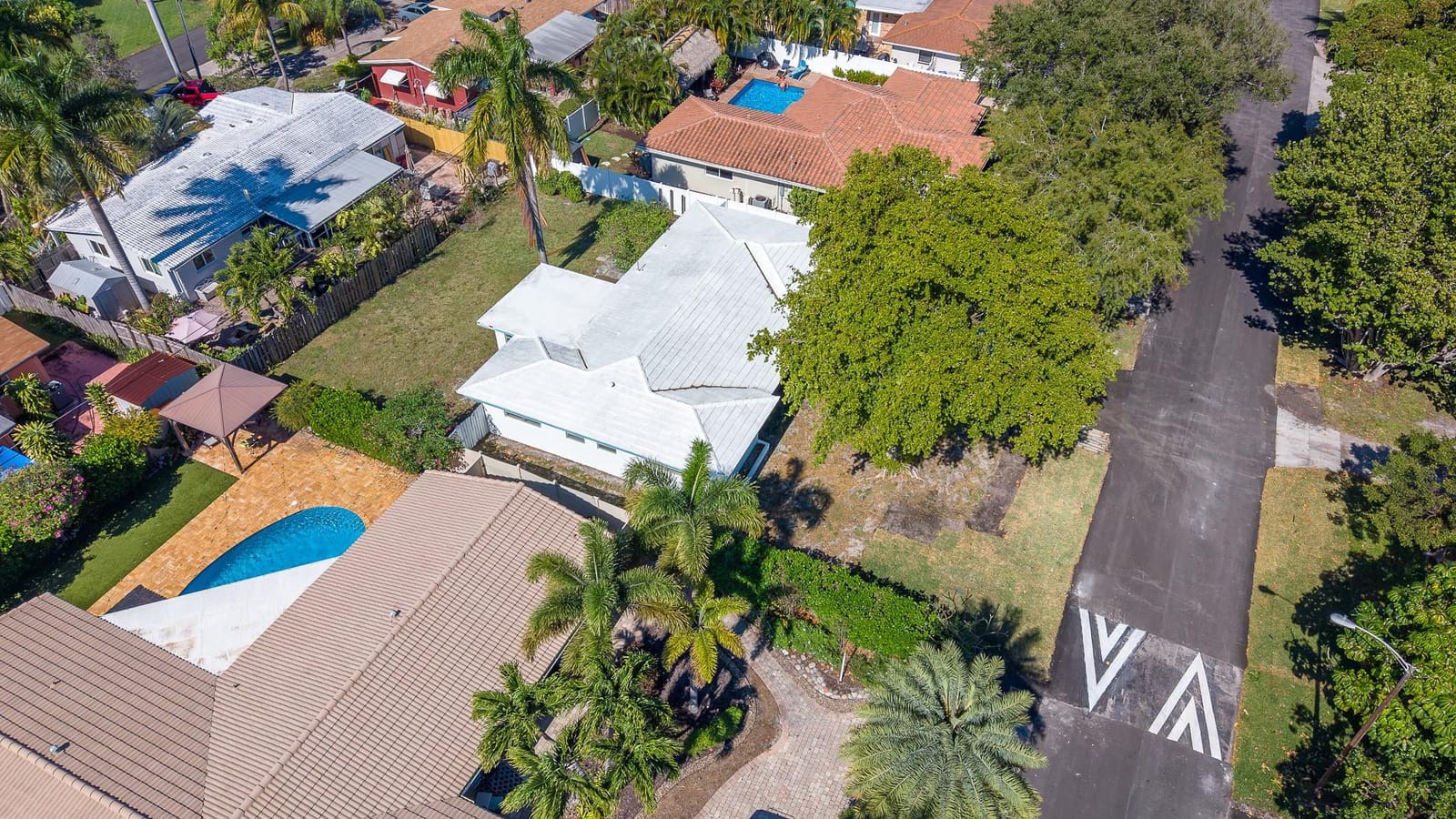 1941 NE 28th Avenue, Pompano Beach, FL 33062 photo 23