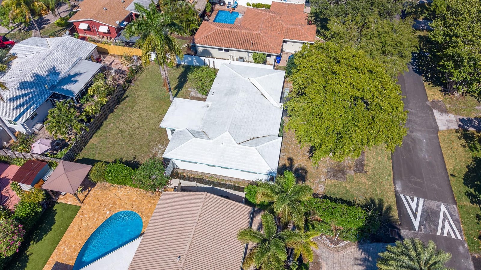 1941 NE 28th Avenue, Pompano Beach, FL 33062 photo 24