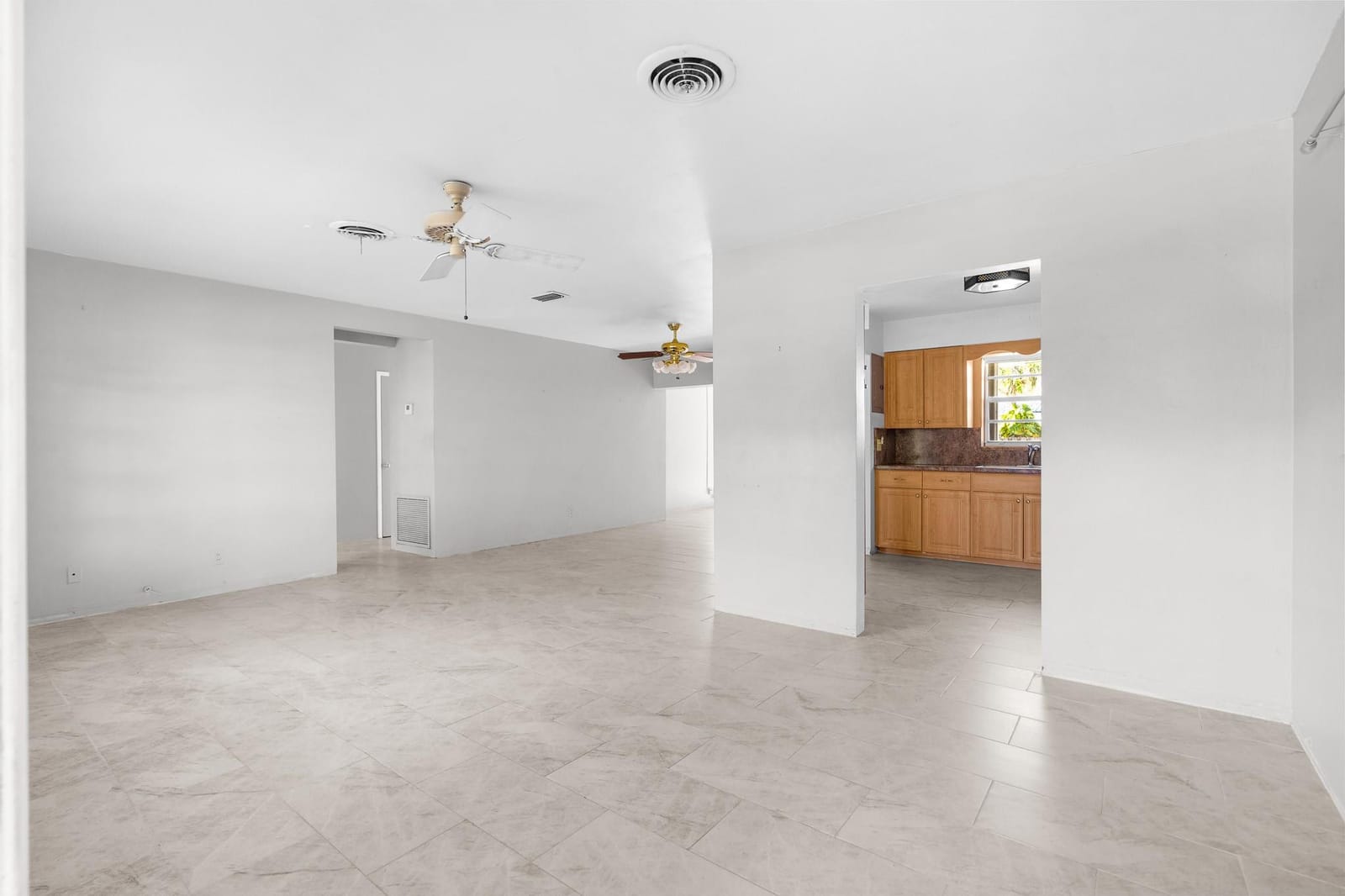 1941 NE 28th Avenue, Pompano Beach, FL 33062 photo 10