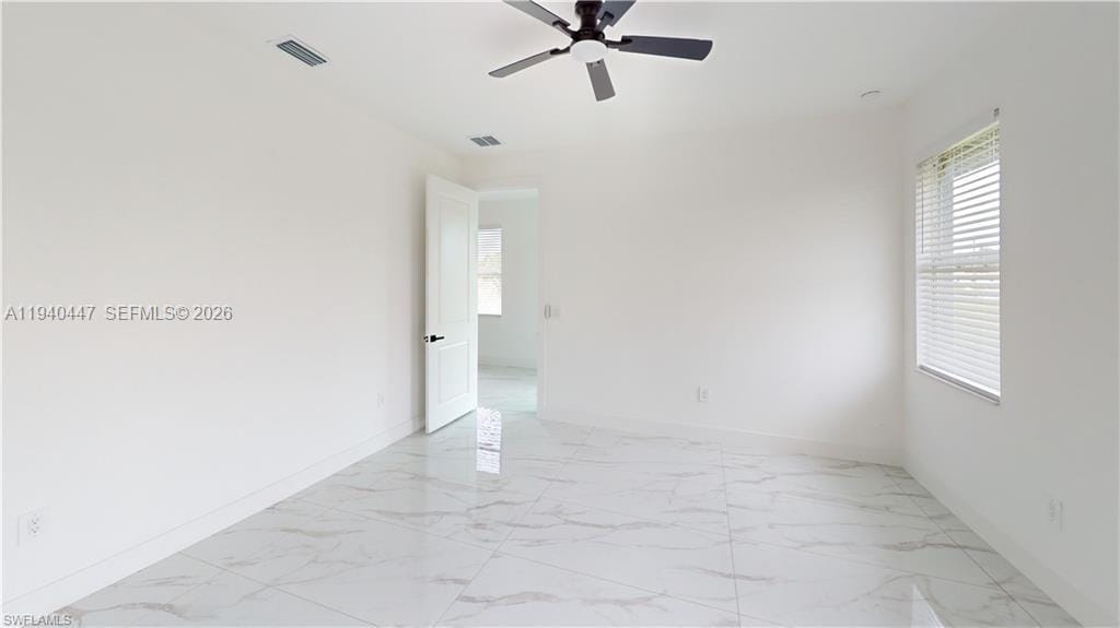 2045 Carver Avenue — photo 9