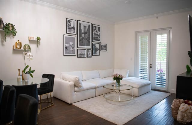1203 Town Center Drive 215, sold in Village At Abacoa Condo, Jupiter, FL