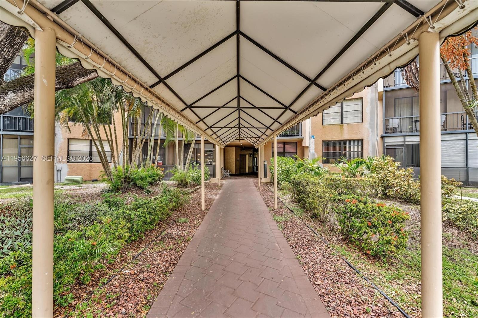 3800 N Hills Drive 312, Hollywood, FL 33021, Hollywood