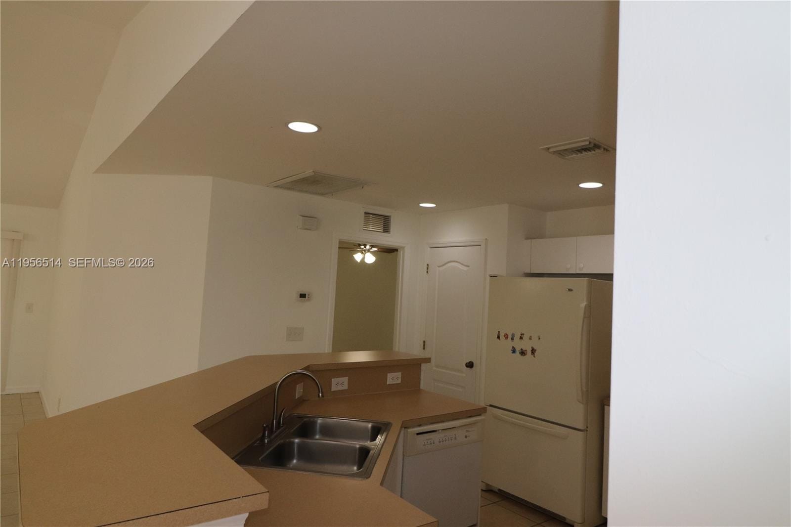2805 1 Sw Street — photo 12