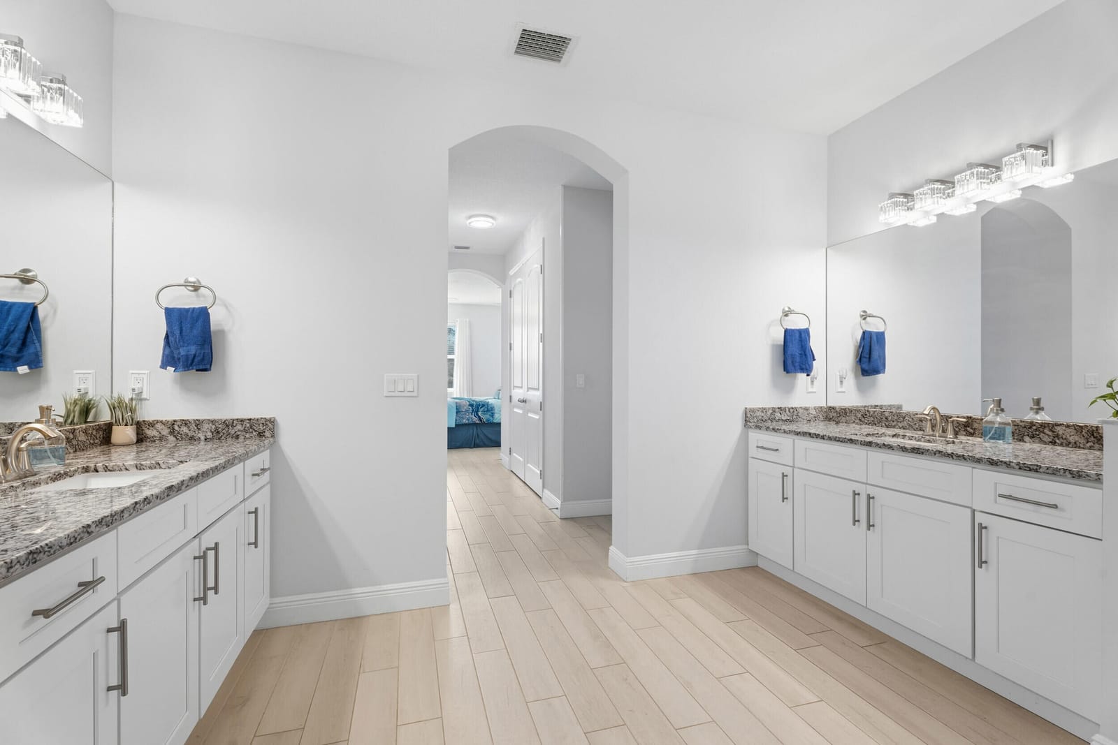 1568 SW Abacus Avenue — photo 12