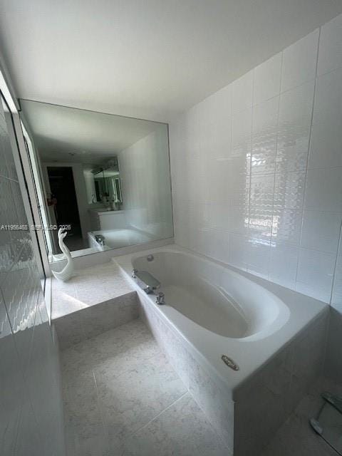 20408 NE 34th Court 21 — photo 8