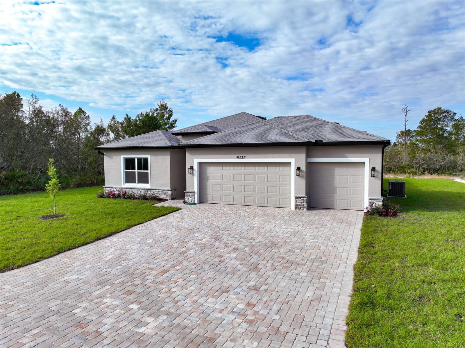 4737 Myrtle Beach Drive, Sebring, FL 33872 photo 2