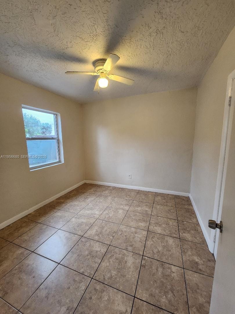 2425 NW 8th Place, Fort Lauderdale, FL 33311 photo 3