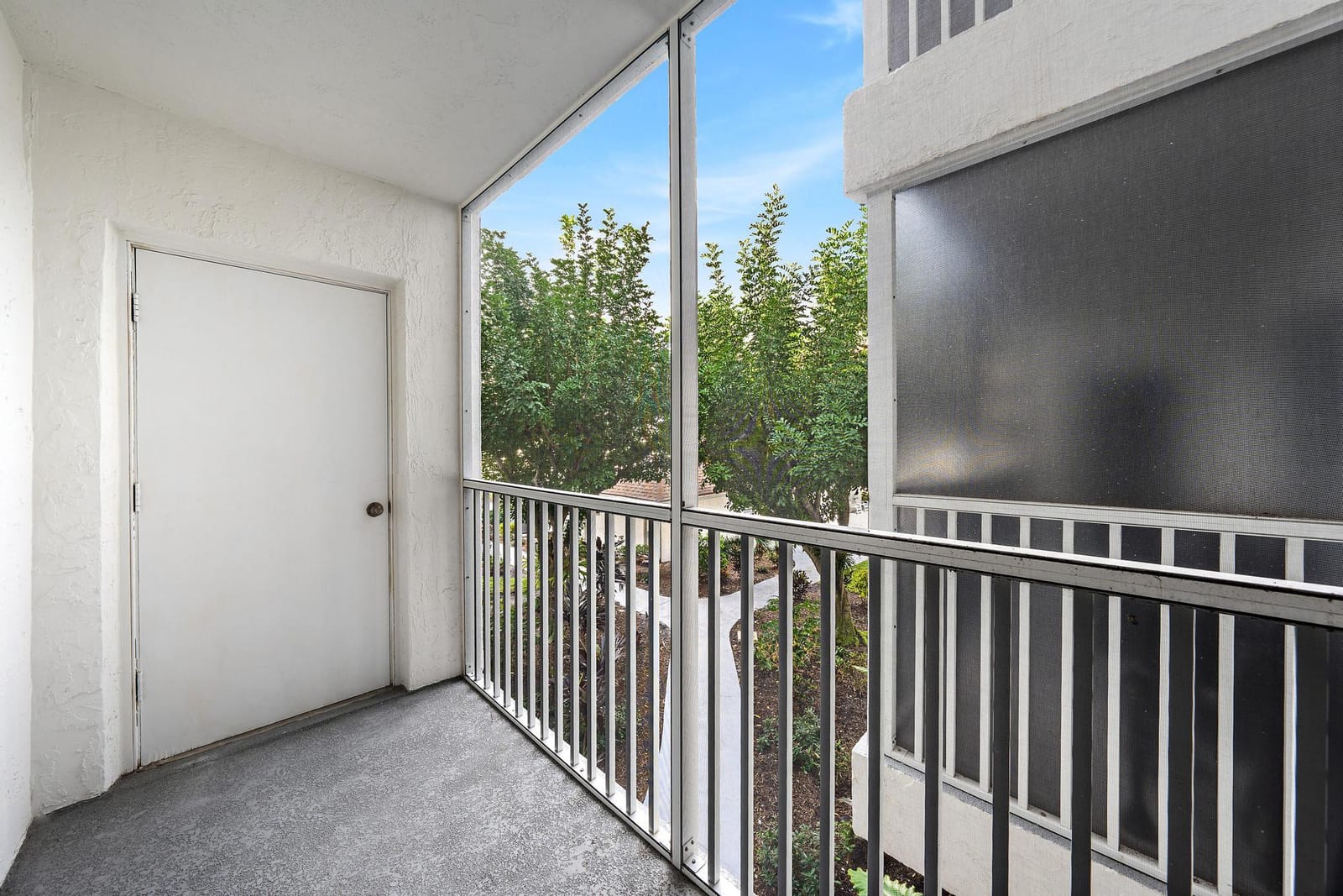 1516 S Lakeside Drive 207 — photo 12