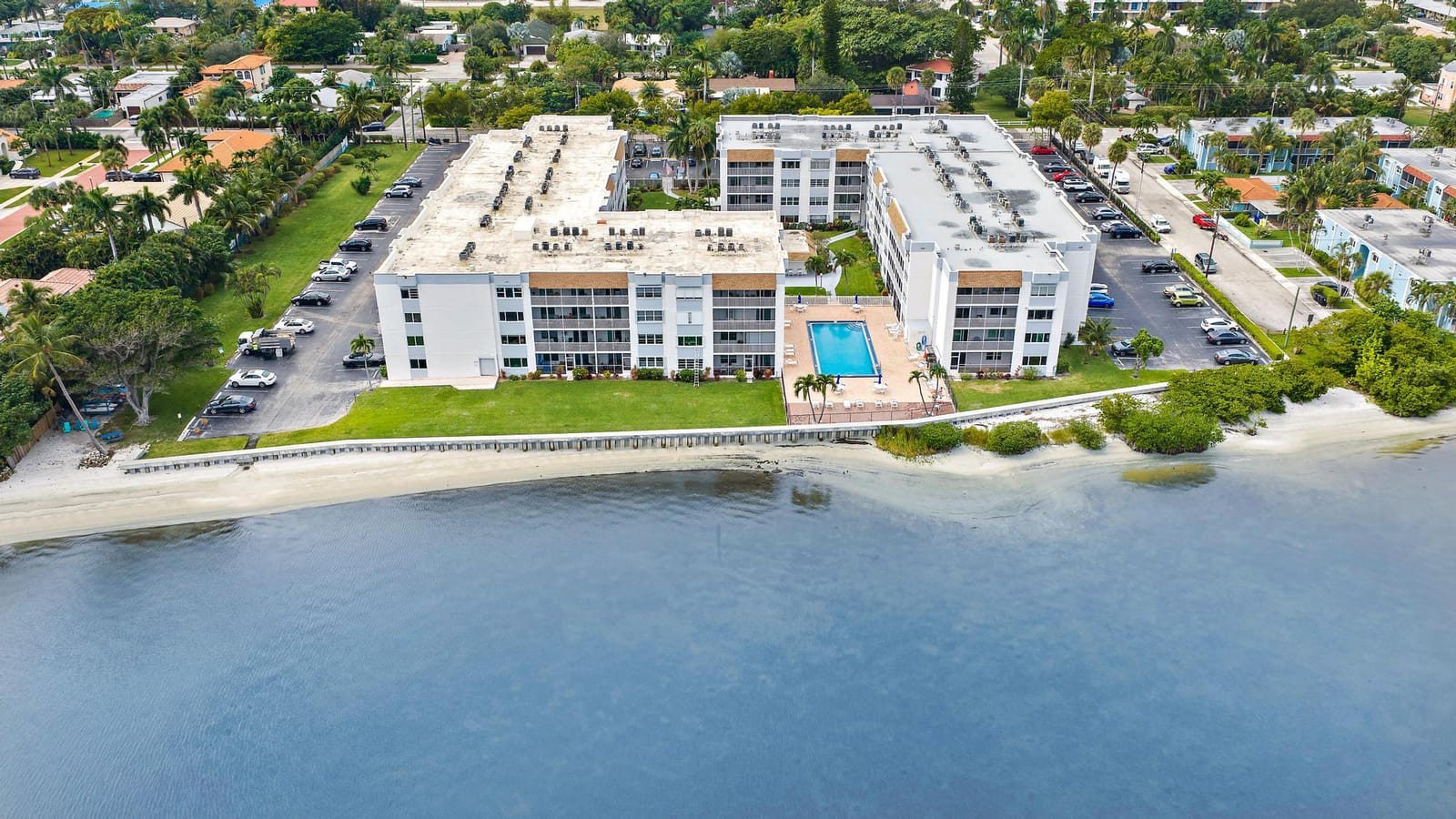1516 S Lakeside Drive 207, Lake Worth Beach, FL 33460 photo 23