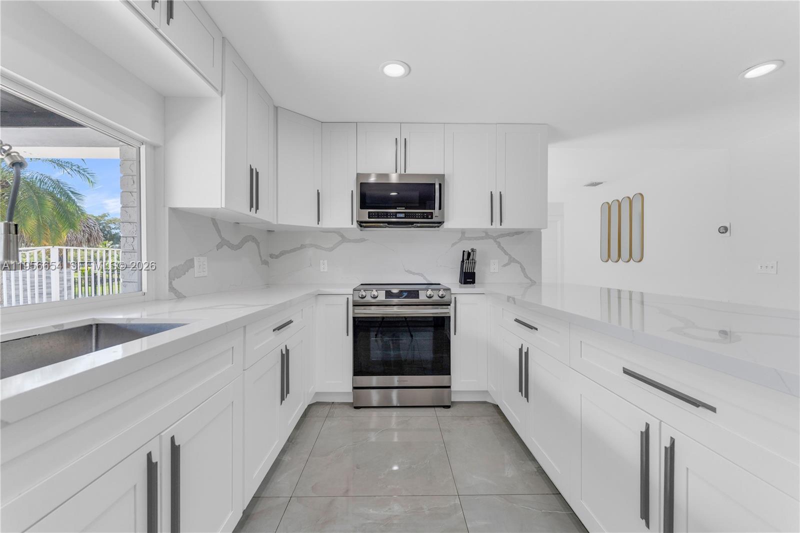 11824 SW 43rd Court, Davie, FL 33330 photo 24