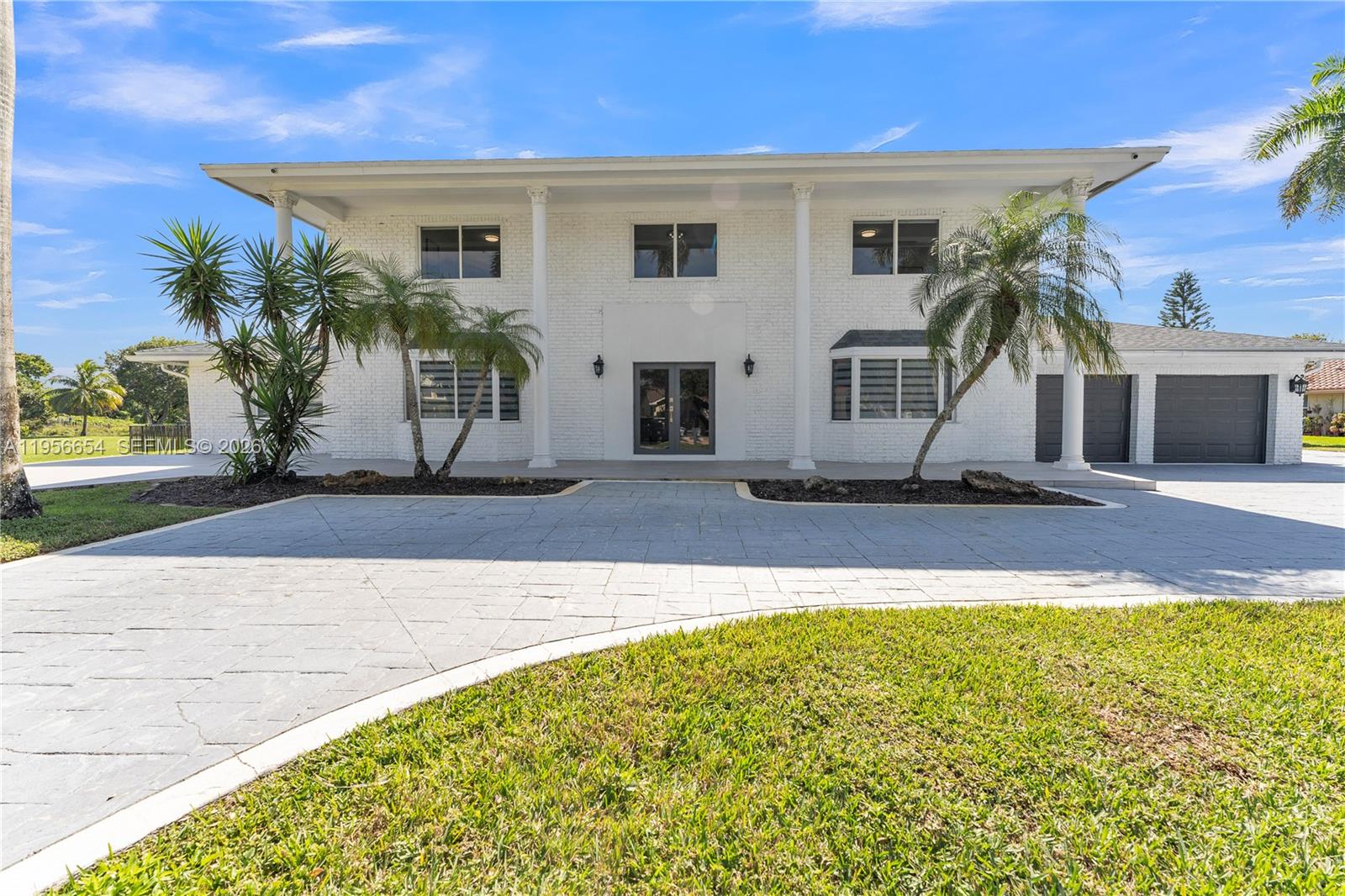 11824 SW 43rd Court — photo 4