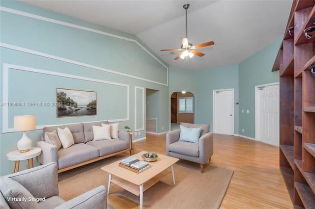 9360 S Chelsea Drive S, sold in Chelsea One, Plantation, FL