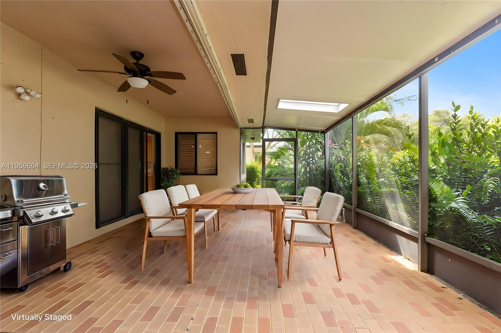 9360 S Chelsea Drive S, Plantation, FL 33324 photo 11