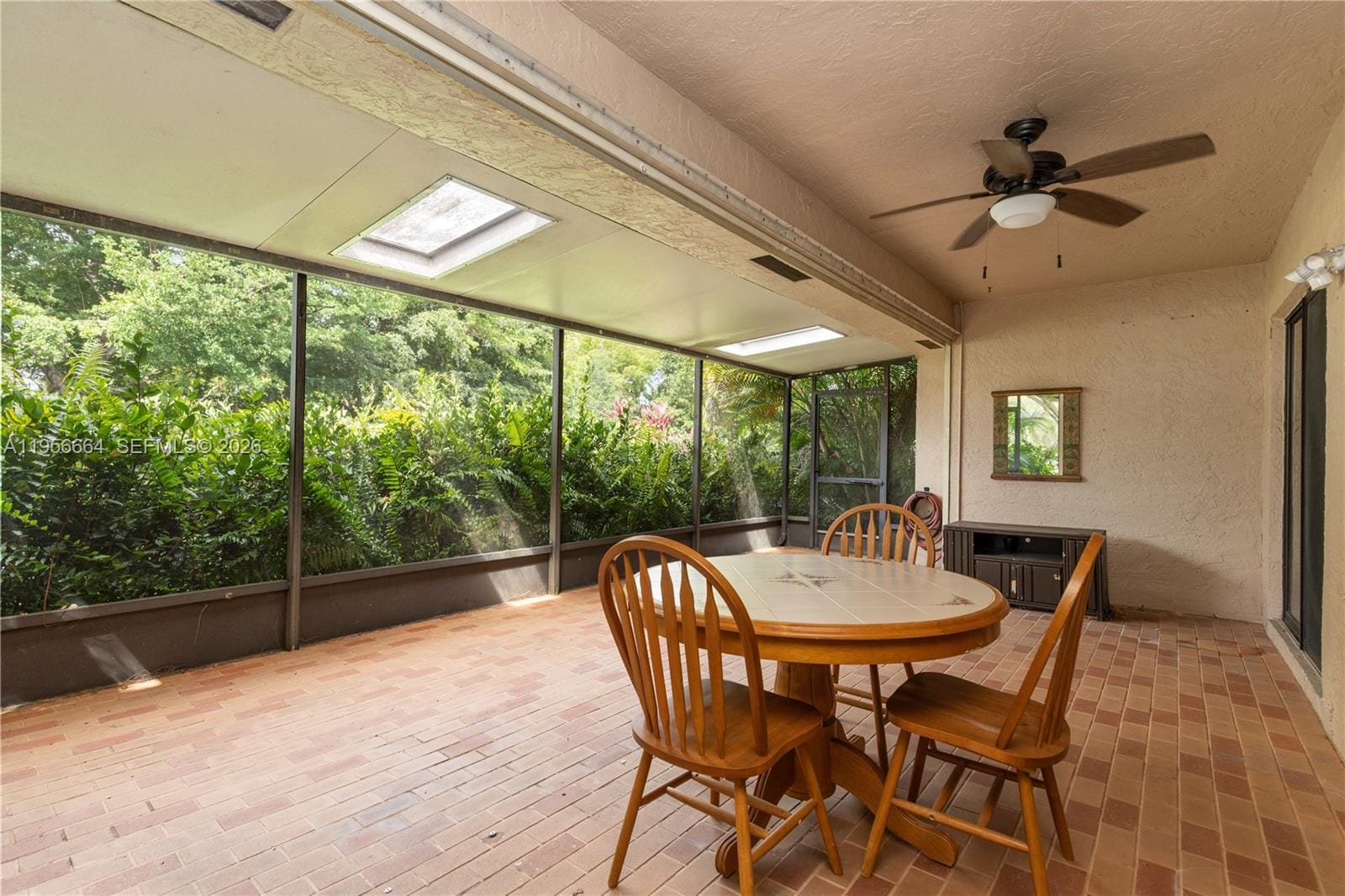 9360 S Chelsea Drive S, Plantation, FL 33324 photo 12