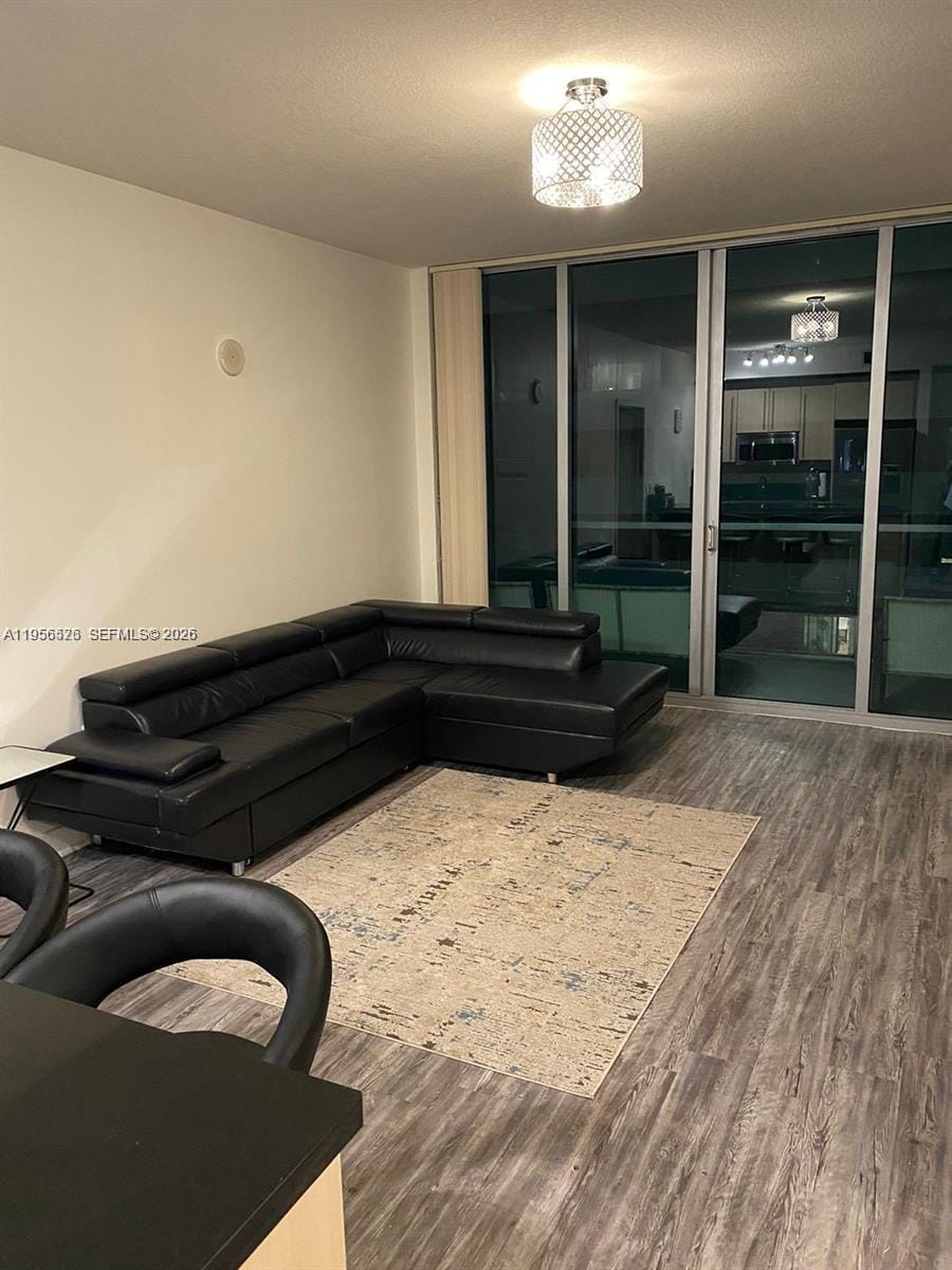 1111 SW 1st Avenue 1422-N — photo 3
