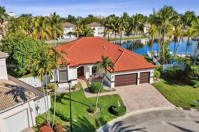 14621 SW 35th Street, sold in Windsor Palms, Miramar, FL