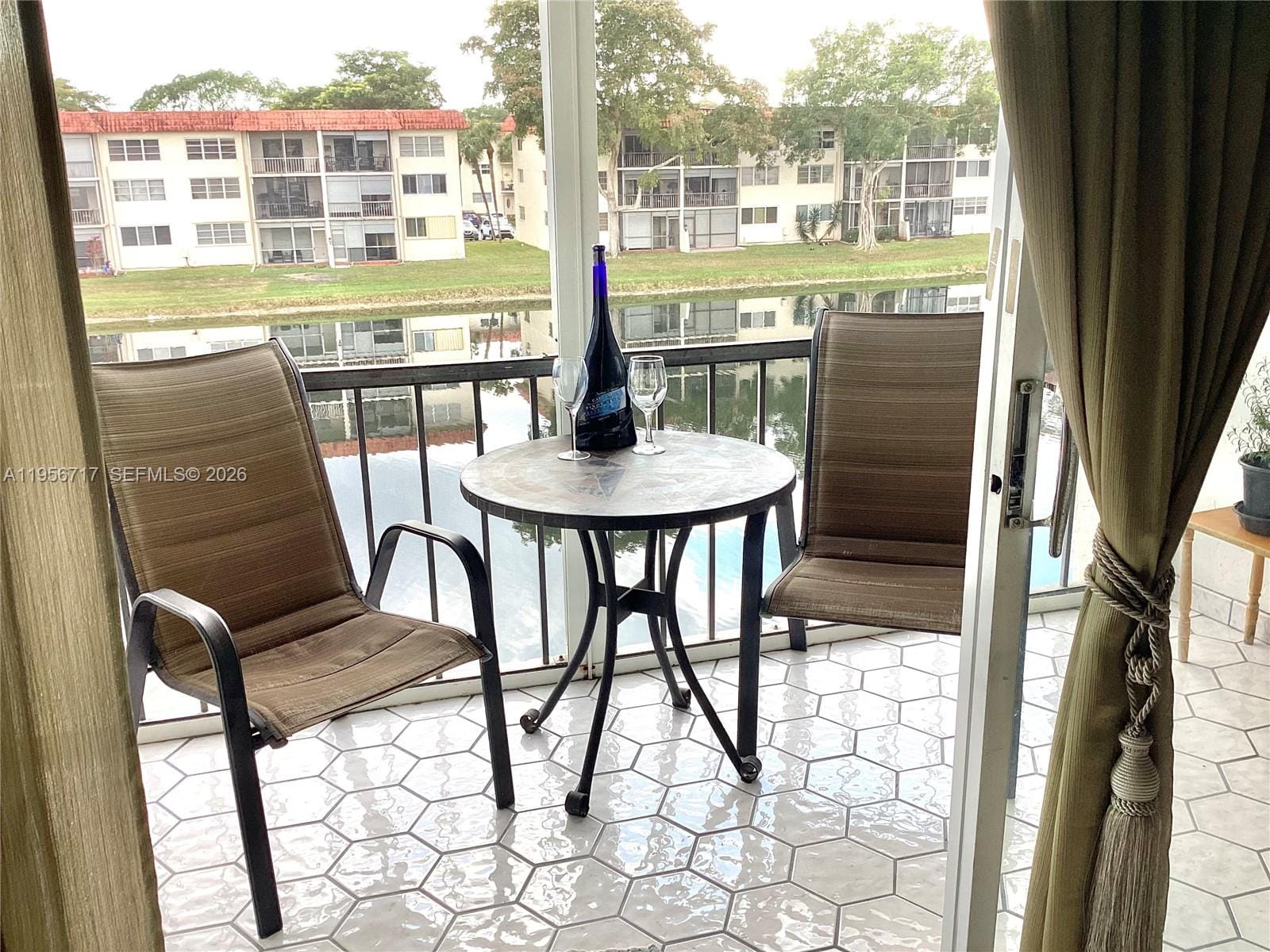 361 S Hollybrook Drive 305, Pembroke Pines, FL 33025 photo 18