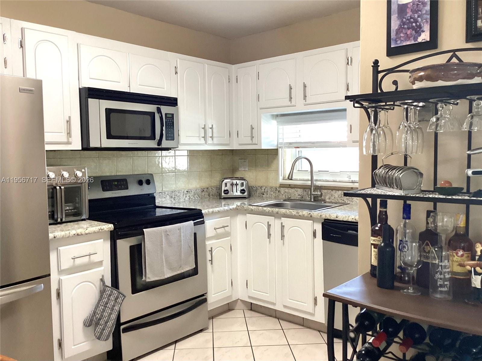 361 S Hollybrook Drive 305 — photo 3
