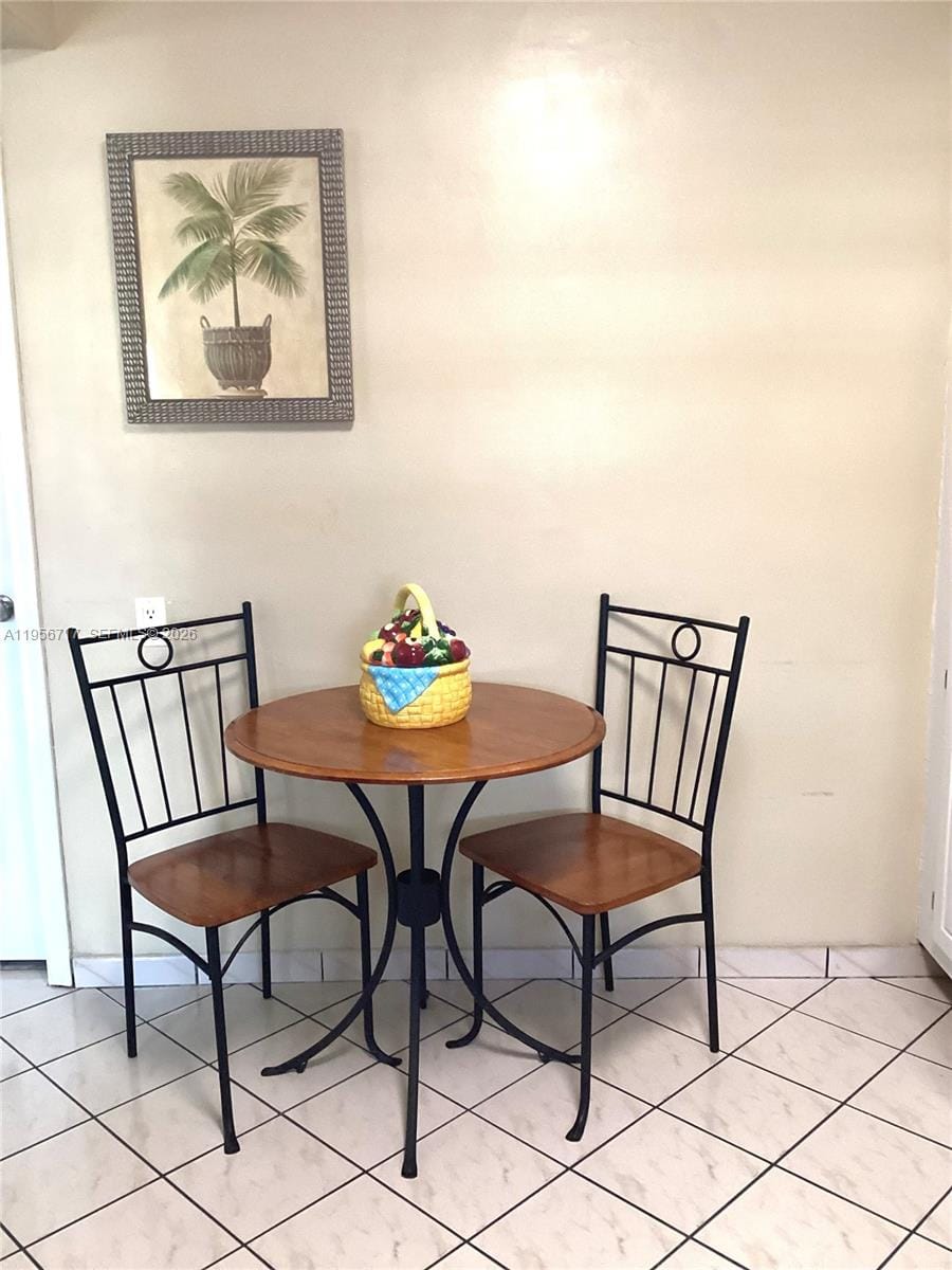 361 S Hollybrook Drive 305 — photo 5