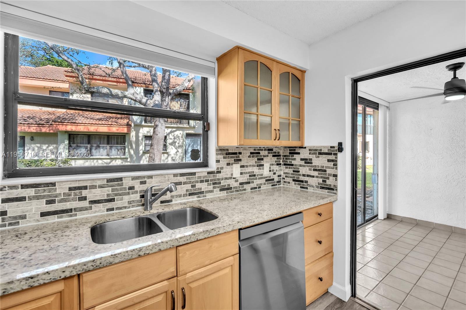 3405 Emerald Oaks Drive 207, Hollywood, FL 33021, Hollywood