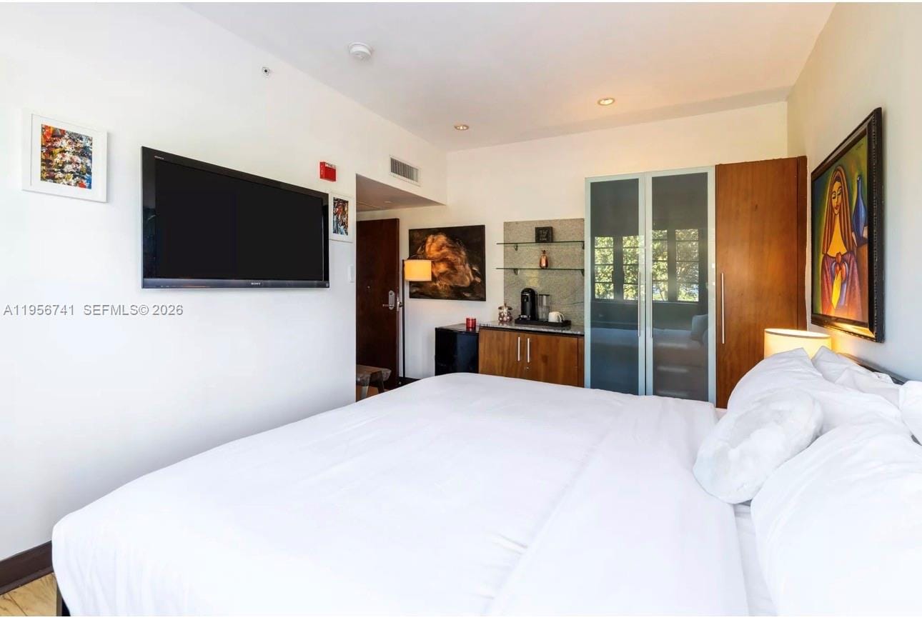 1036 Ocean Drive B201 — photo 10