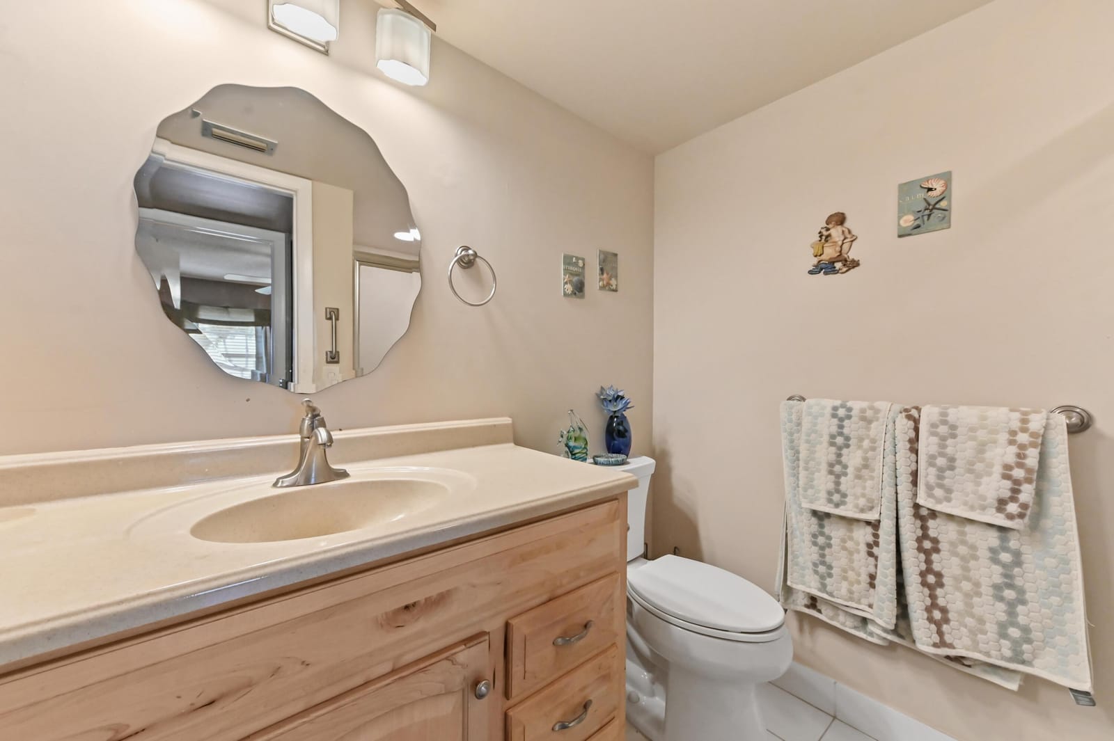 302 Capri G, Delray Beach, FL 33484 photo 13