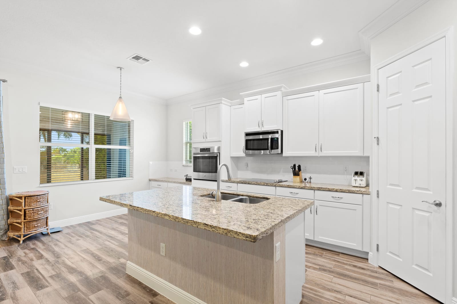 2893 Bellarosa Circle, Royal Palm Beach, FL 33411 photo 15