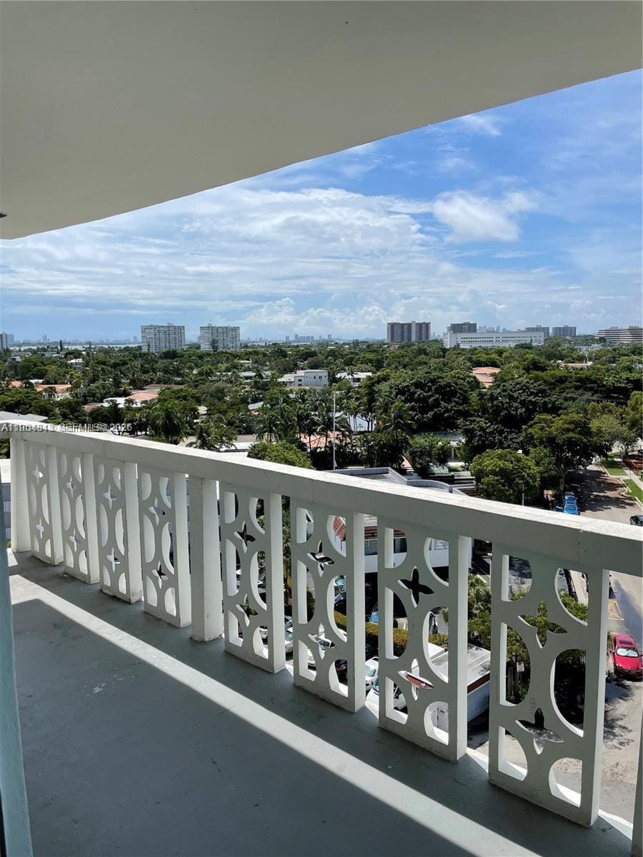 13155 Ixora Court 901, North Miami, FL 33181 photo 17