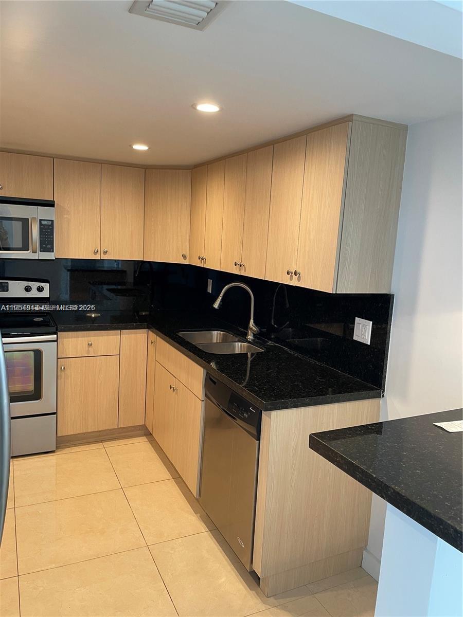 13155 Ixora Court 901, North Miami, FL 33181, North Miami