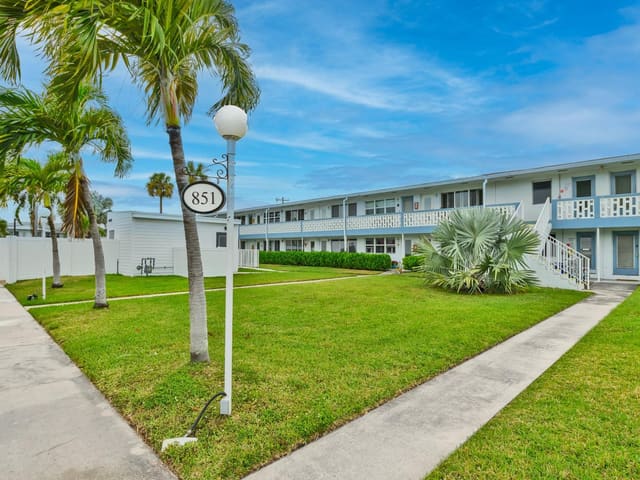 851 Atlantic Shores Boulevard 120, sold in Diplomat Garden, Hallandale Beach, FL