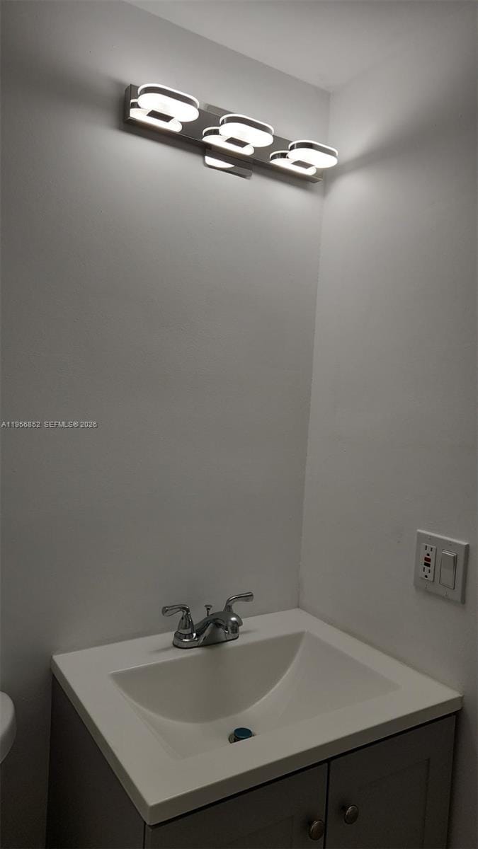 4174 Inverrary Drive 311 — photo 5
