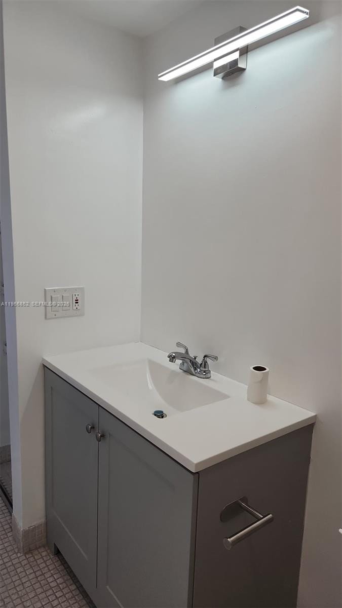 4174 Inverrary Drive 311 — photo 8