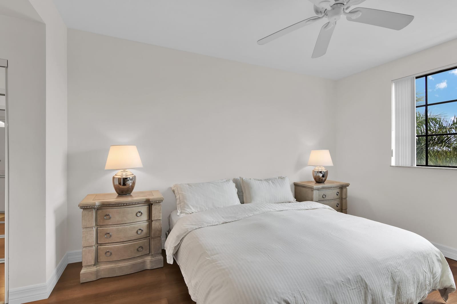 233 S Federal Highway 421 — photo 12