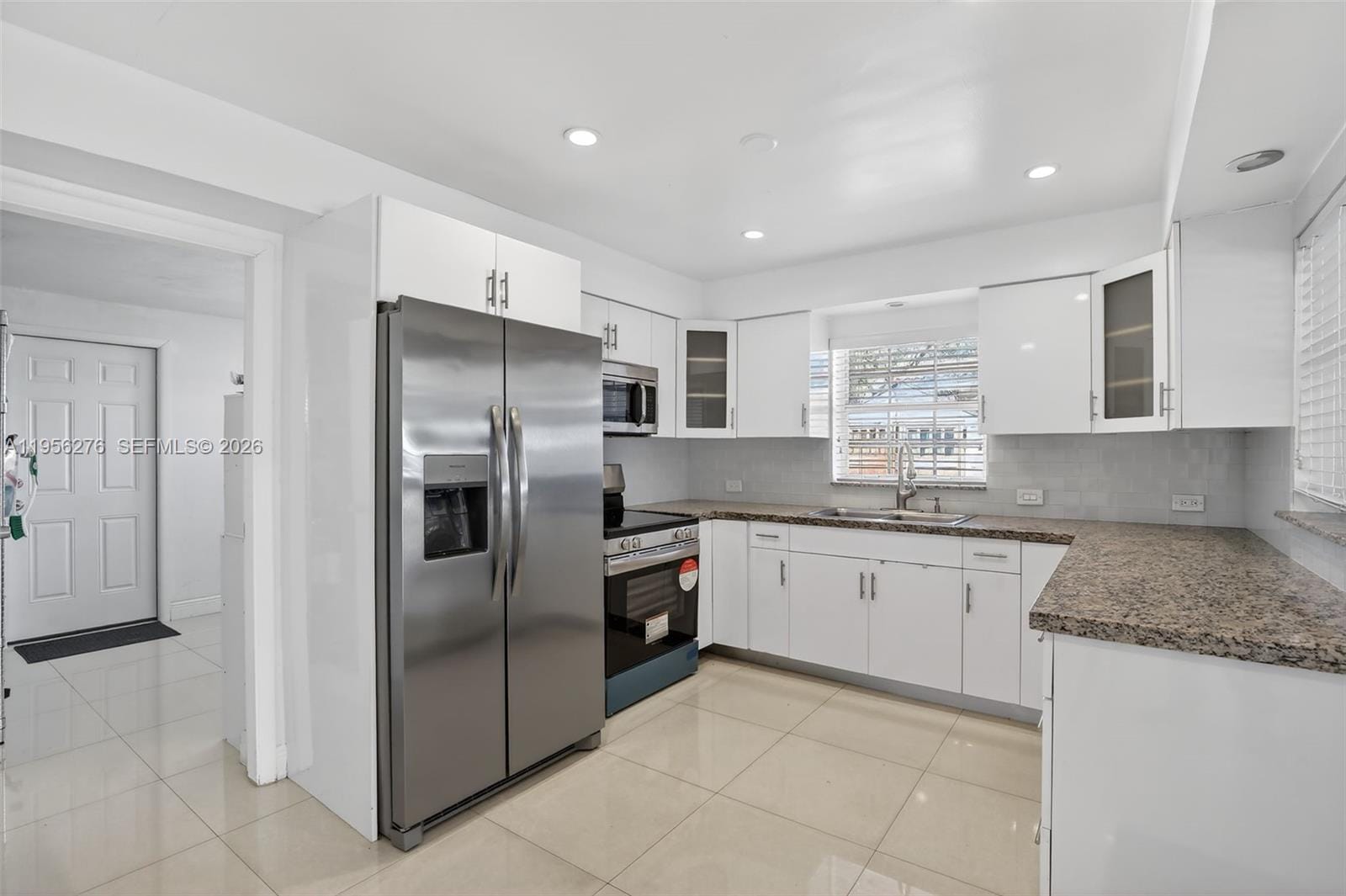 4441 NE 17th Avenue, Oakland Park, FL 33334 photo 13