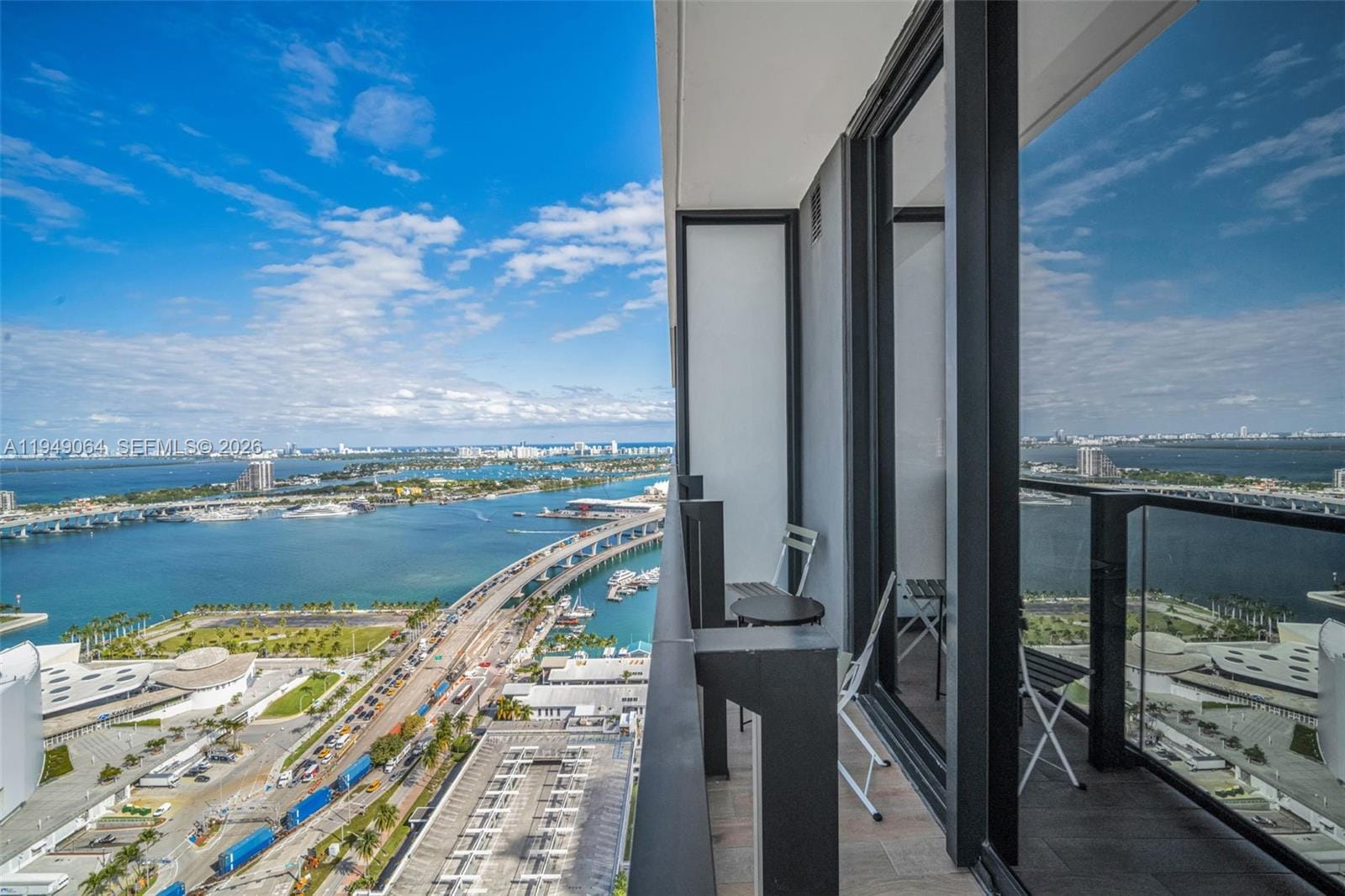 398 NE 5th Street 3207, Miami, FL 33132 photo 16