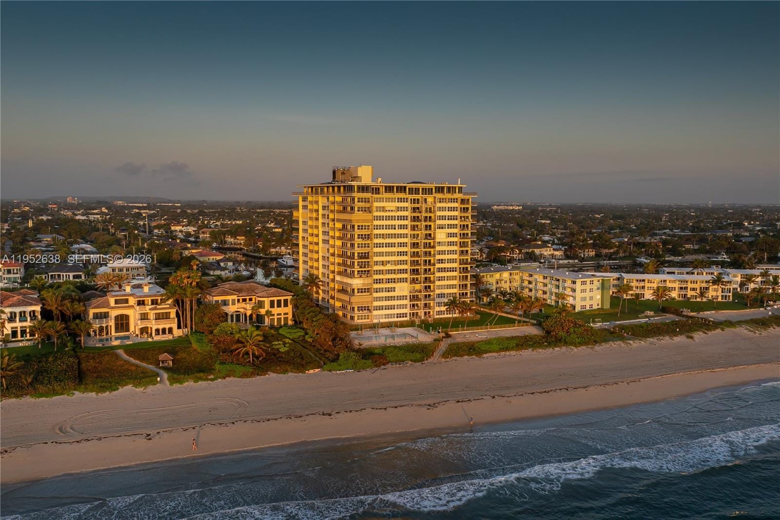 1021 Hillsboro Mile RG, Hillsboro Beach, FL 33062 photo 17