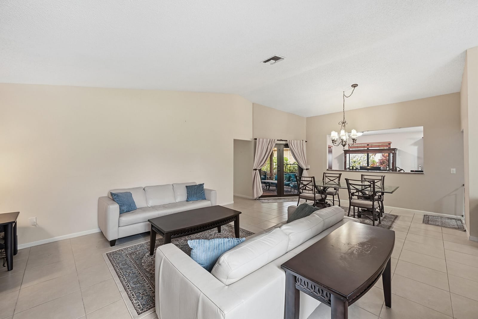 3135 NW 13th Street — photo 8