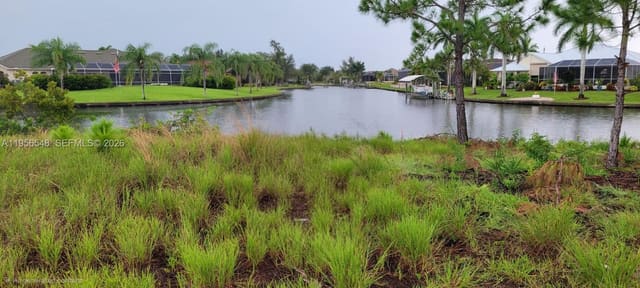 15610 Viscount Circle, FL 33981