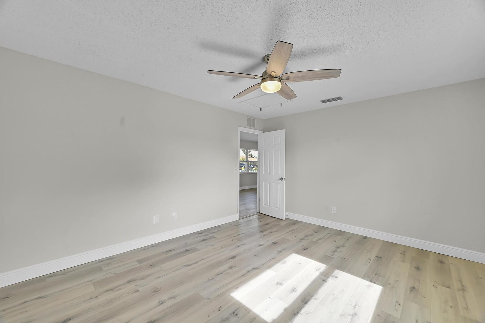 520 NW Azalea Avenue, Port St. Lucie, FL 34983 photo 14