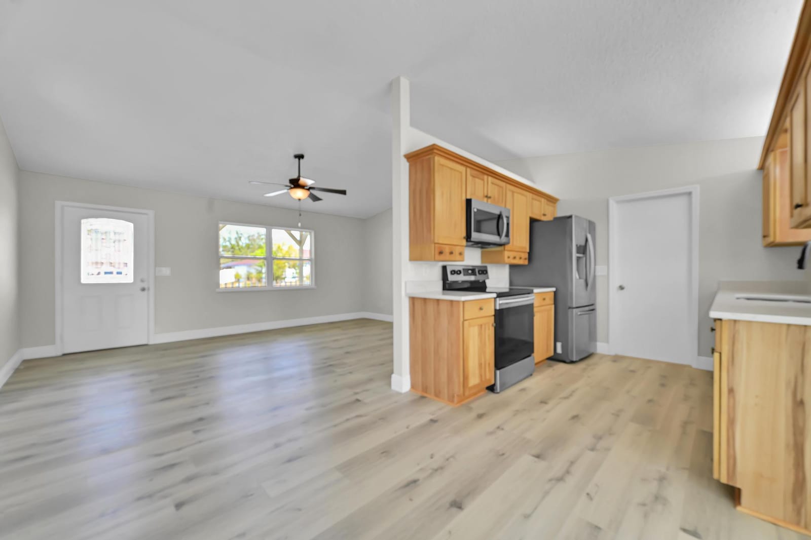 520 NW Azalea Avenue — photo 9