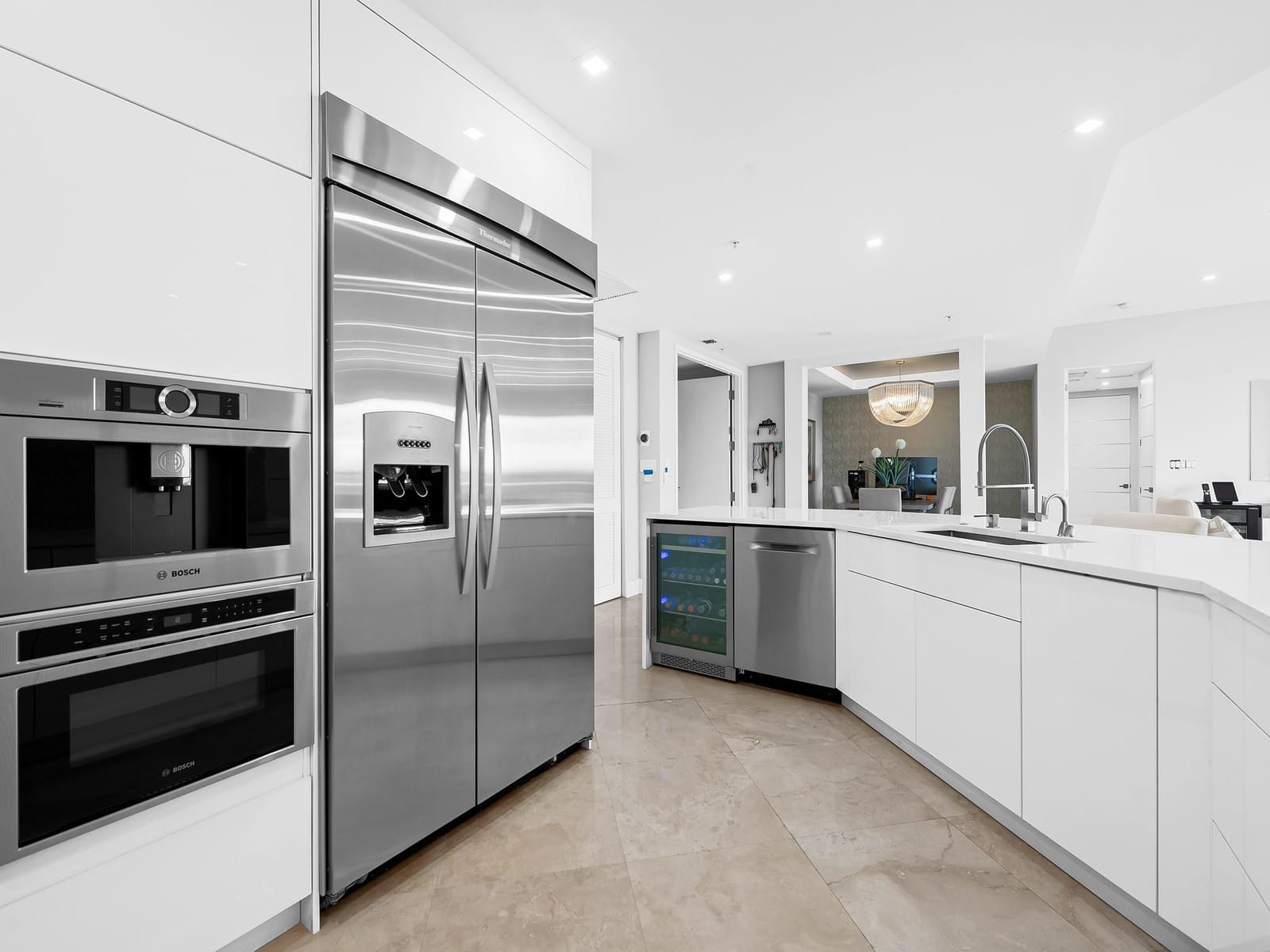 516 Hendricks Isle 4B — photo 10