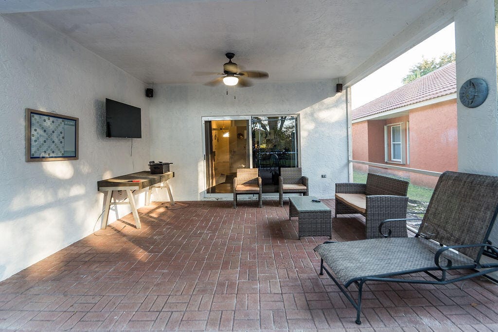 8063 Via Hacienda, Riviera Beach, FL 33418 photo 28
