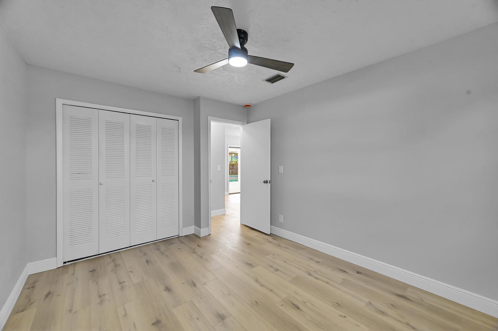 1722 SE Biddle Lane, Port St. Lucie, FL 34983 photo 17