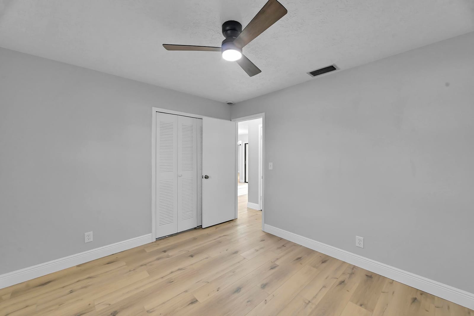 1722 SE Biddle Lane, Port St. Lucie, FL 34983 photo 23